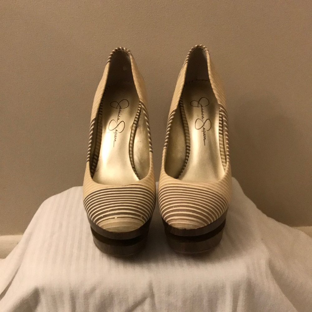 Jessica Simpson  stilettos